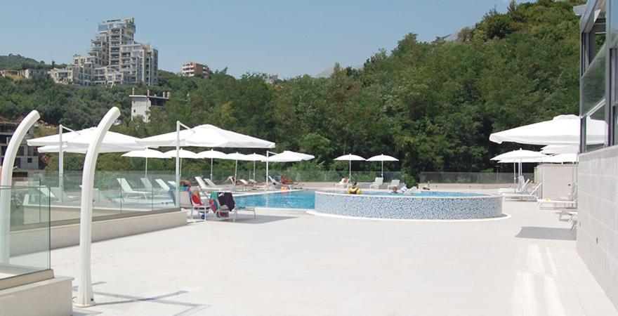 Status-M Apartments Bečići Luaran gambar