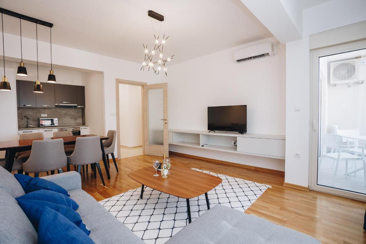 Status-M Apartments Bečići Luaran gambar