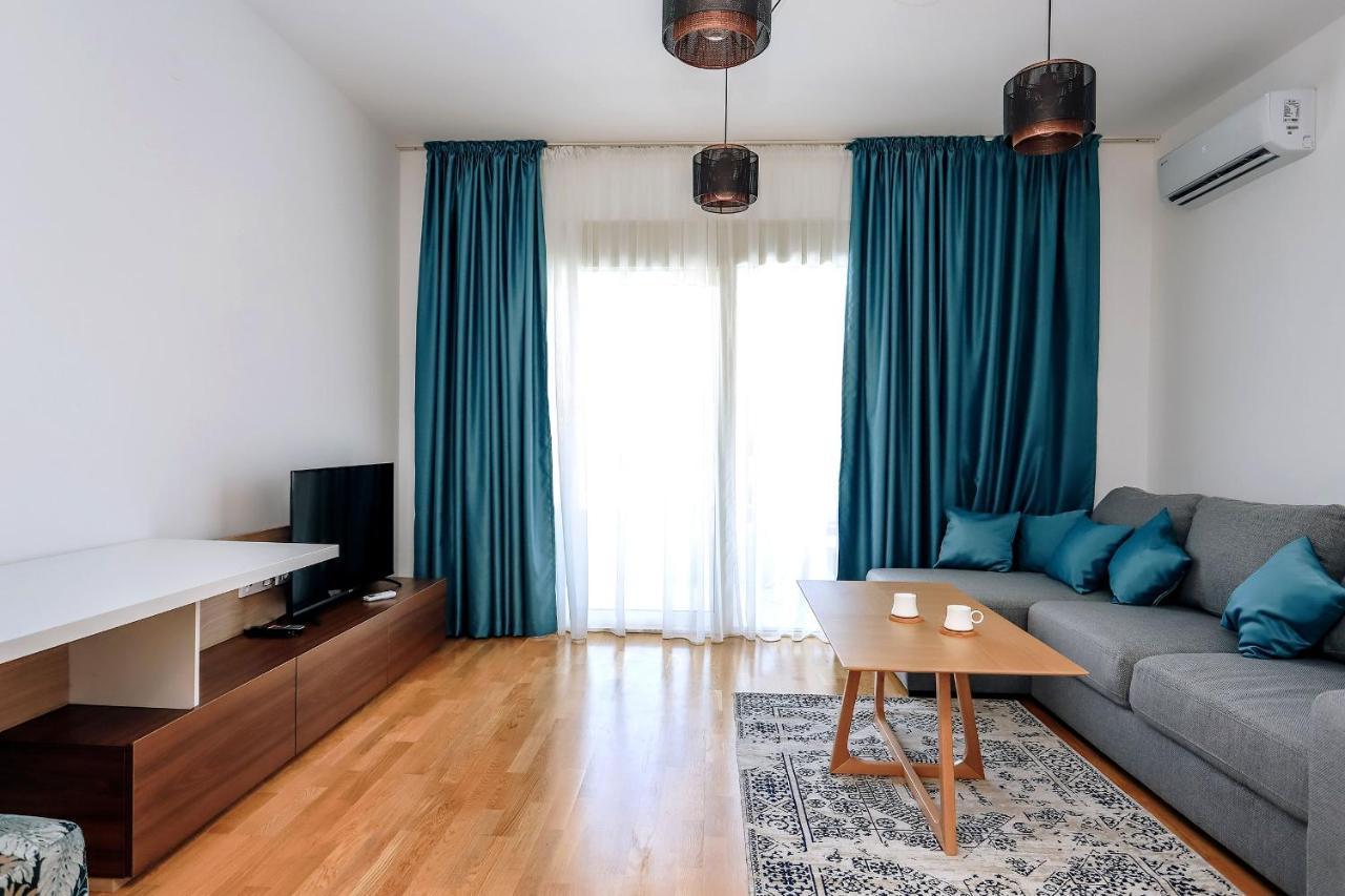 Status-M Apartments Bečići Luaran gambar