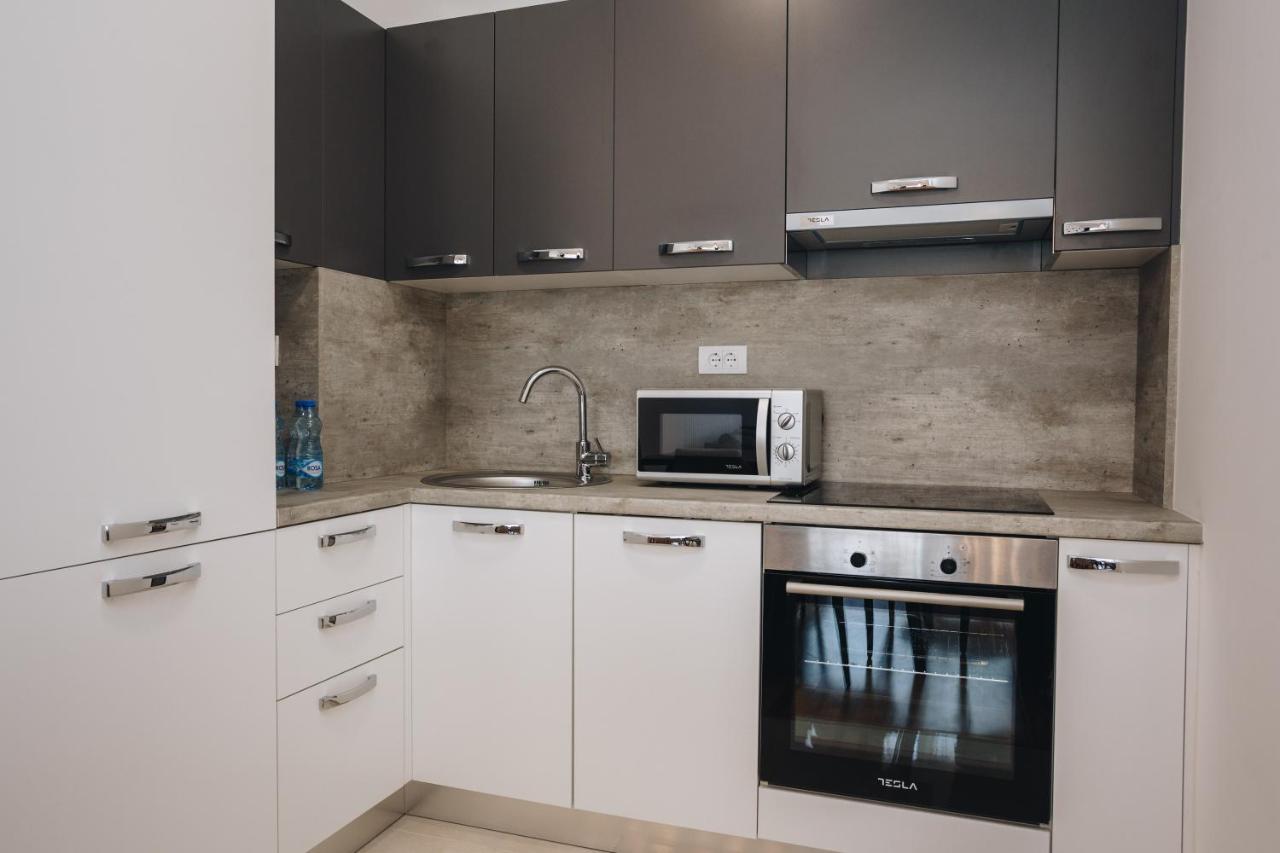 Status-M Apartments Bečići Luaran gambar