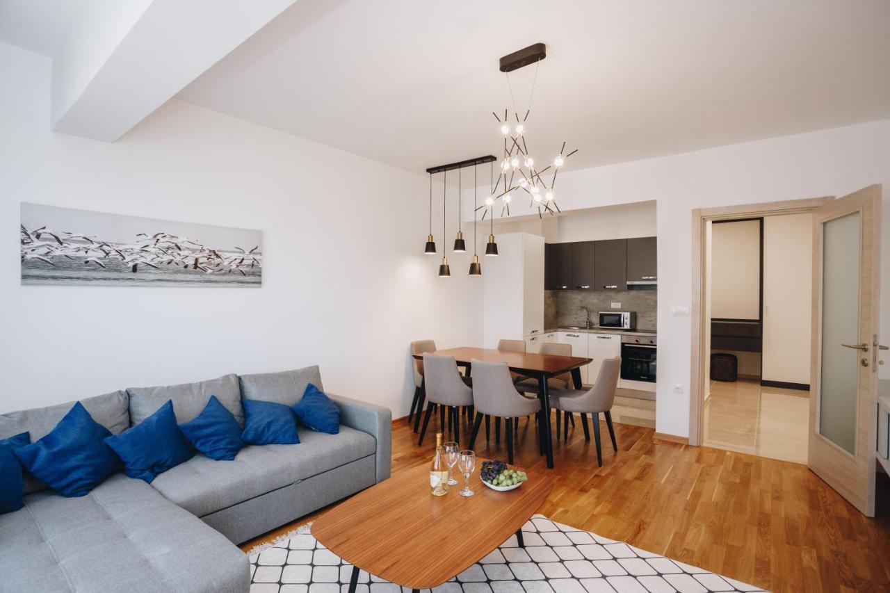 Status-M Apartments Bečići Luaran gambar