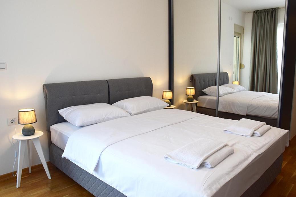 Status-M Apartments Bečići Luaran gambar