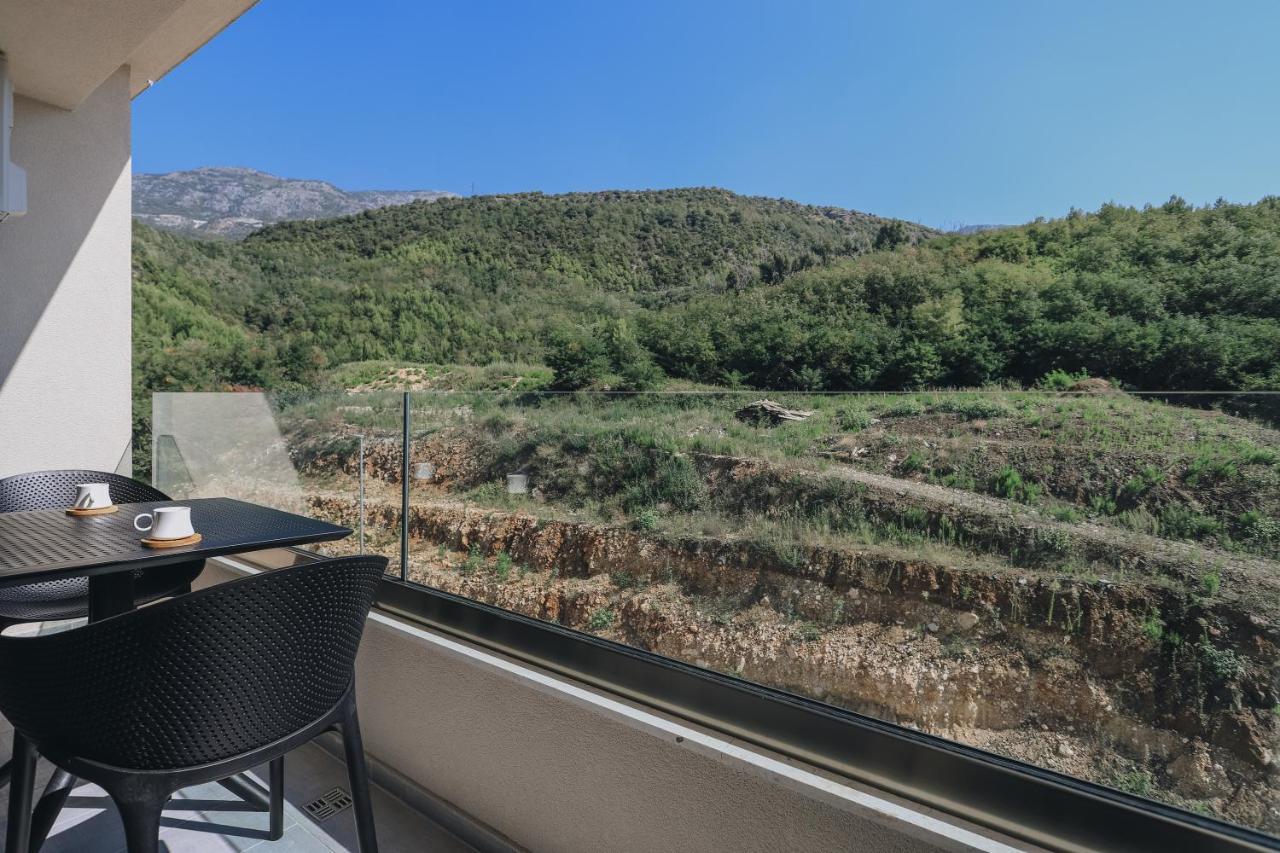 Status-M Apartments Bečići Luaran gambar
