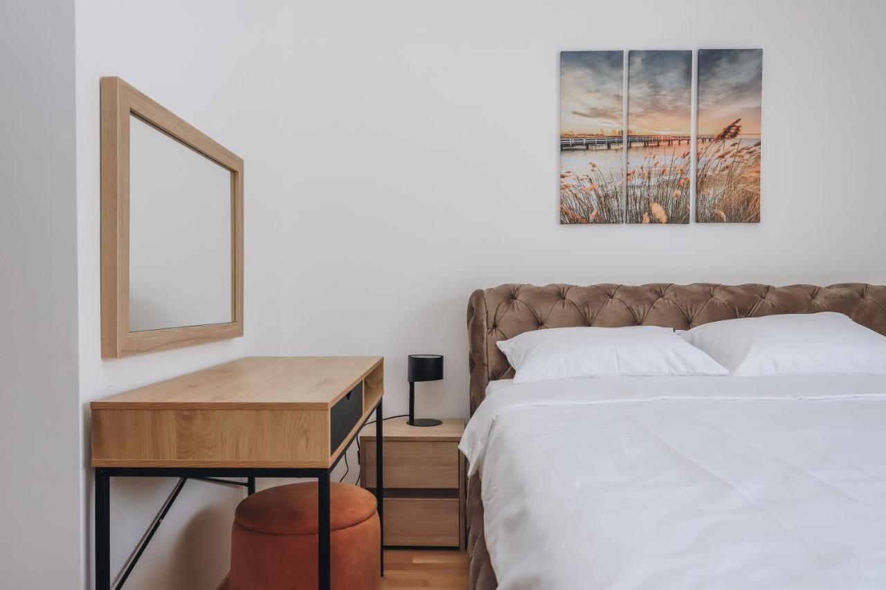 Status-M Apartments Bečići Luaran gambar