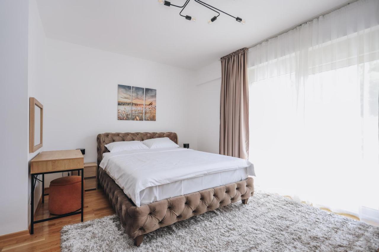 Status-M Apartments Bečići Luaran gambar